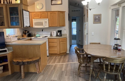 Forks House | Blue Spruce Meadow: Comfortable, Private, Cozy and just 7 miles from 2 beaches