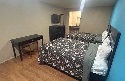 Lafayette Hotel | Blue Star inn