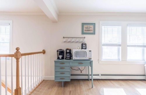 Salisbury Apartment | Blue Star