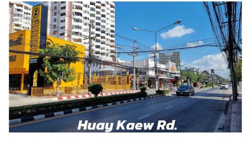 Huay Kaew Apartment | Blue Theatre Near Nimmanhaemin Road and Old City