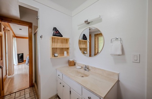 Scaly Mountain Resort | Blue Valley in the Lodge | Mtn. View | Fireplace