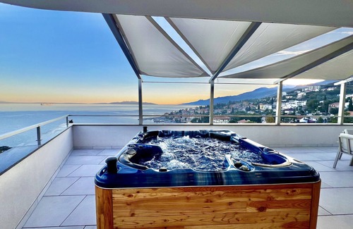 Volosko Villa | Blue View Residence