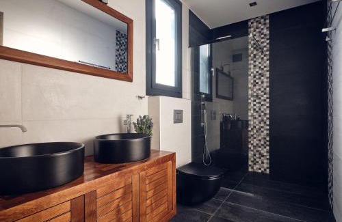 Alikanas Villa | Blue View Villa - Coastal Elegance with Swim Spa, by ZanteWize
