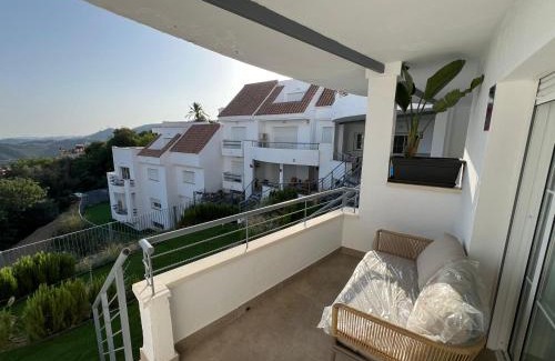 Istan Apartment | Blue Views 10