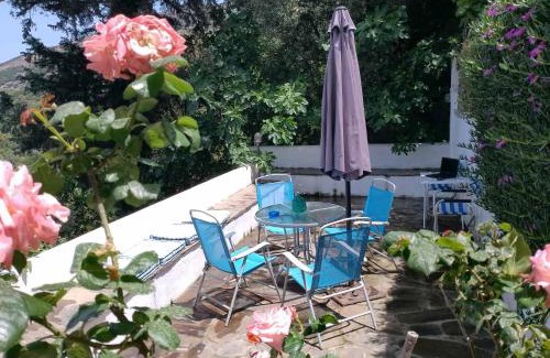 Ikaria House | Blue Vista-Ikaria