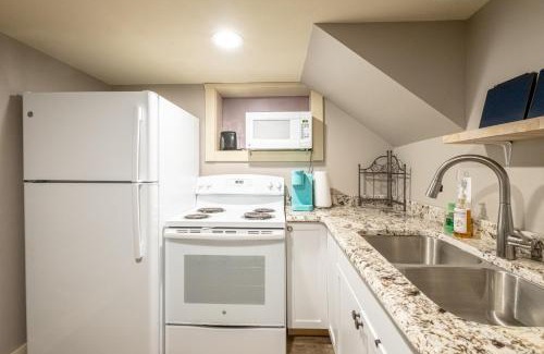 West Okoboji Apartment | Blue Water Bungalows