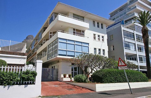 Sea Point Apartment | Blue Waters 29