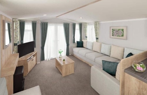 Paignton House | Blue Waters 7, Beverley Park