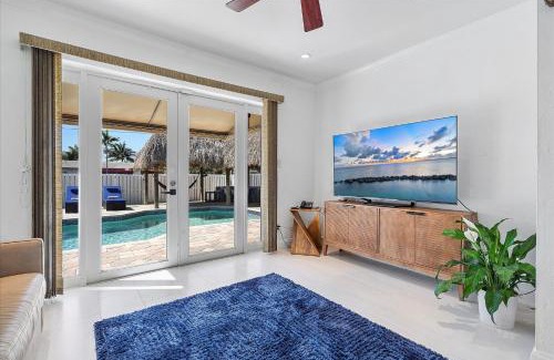 Royal Poinciana House | Blue Wave Retreat at Hollywood Beach home