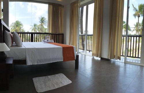 Kandakuliya Resort | Blue Whale beach boutique Resort