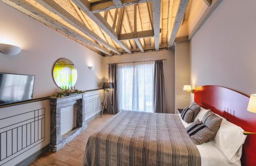 Talavera de la Reina Apartment | Blue Windows House