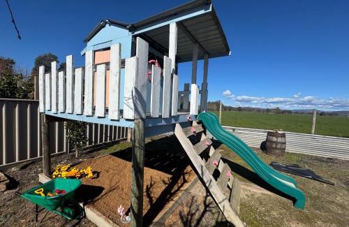 Moyhu House | Blue Wren Cottage