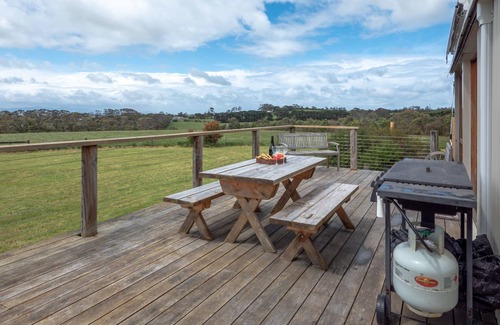 Yanakie House | Blue Wren Cottage Farm Stay