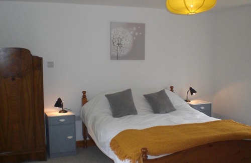 Thistley Green House | Bluebell and Appletree Cottages