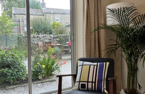 Langcliffe Cottage | Bluebell Cottage, Characterful Cottage in the Yorkshire Dales