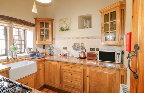 Crich Cottage | Bluebell Cottage