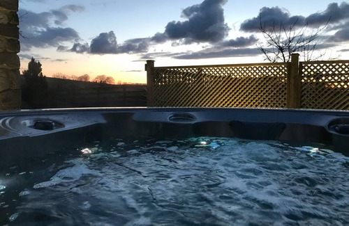 Felinfach Cottage | Bluebell Cottage