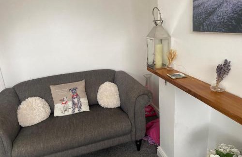 Selby House | Bluebell Cottage