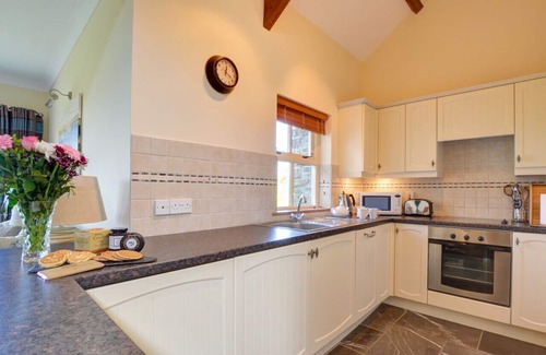 Felinfach House | Bluebell Cottage - Two Bedroom House, Sleeps 4