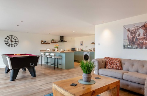 Cheltenham House | Bluebell Farm - The Cabin