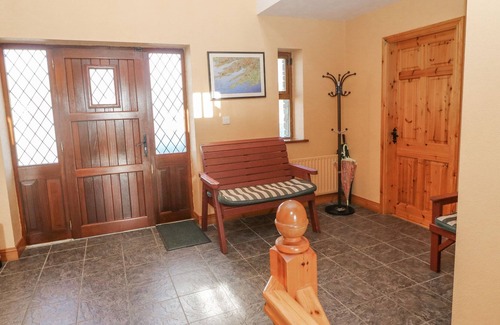 Ballydehob Cottage | BLUEBELL HOUSE AND GARDENS, pet friendly in Ballydehob, County Cork