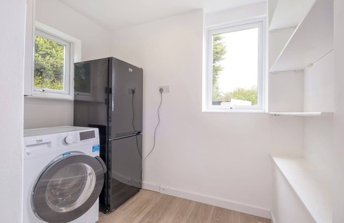 Peterborough House | Bluebell House Retreat in Peterborough