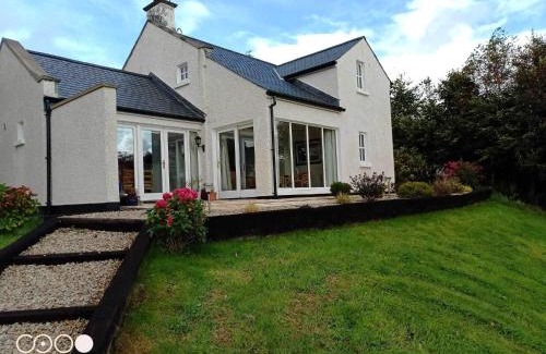 Aghnablaney House | Bluebell lake house