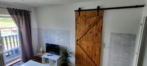 Mengusovce House | Bluebell