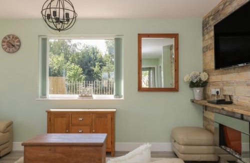 Arnold House | Bluebell Wood