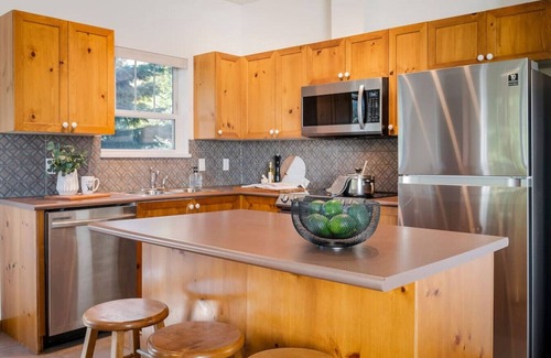 Blueberry Hill House | Blueberry Hill Premium Area