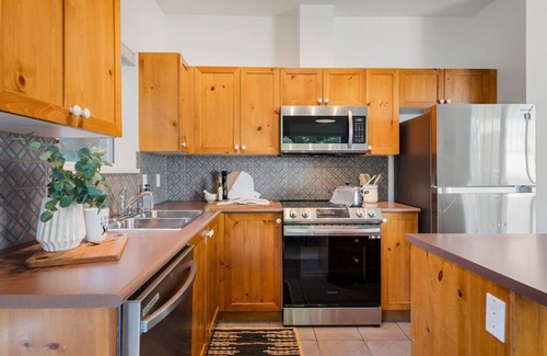 Blueberry Hill House | Blueberry Hill Premium Area