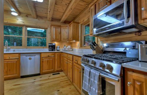 Foxfire Estates Villa | Blueberry Hill - Relax in the Hot Tub or Roast Marshmallows by the Firepit