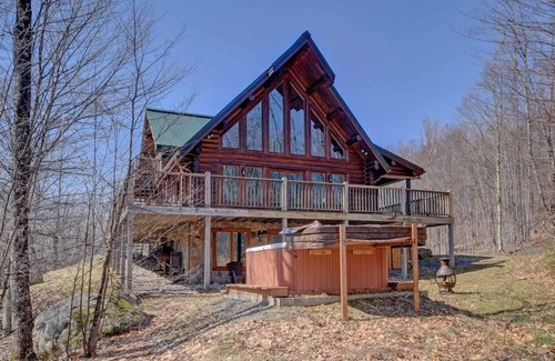 Labelle Ski Chalet | Blueberry Lake Resort Cottage - Lake - Pool- Tennis- Volleyball