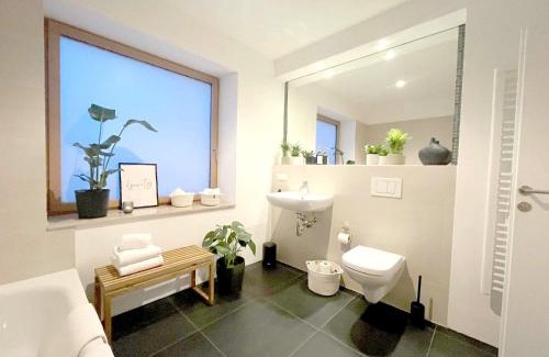 Tutzing Apartment | Blueberry Living - Wohlfühl-Apartment Starnberger See, Design, Sport & Natur