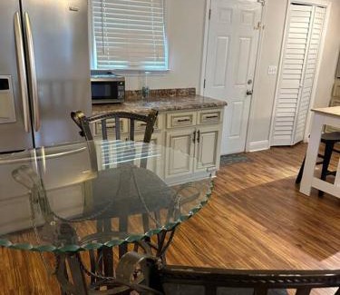 Church Street House | Blueberry peach Retreat