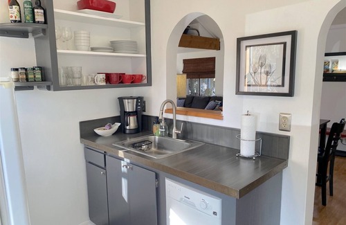 Old Bend House | Bluebird Day - River Gem Bungalow