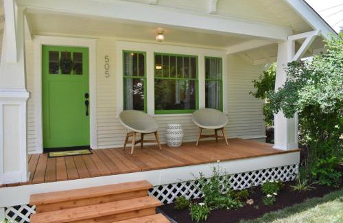 Old Bend House | Bluebird Day - Star Cottage