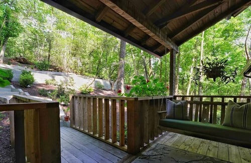 Big Canoe House | Bluebird Day