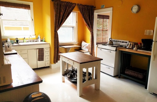 Richmond Bed & Breakfast | Bluebird Guesthouse