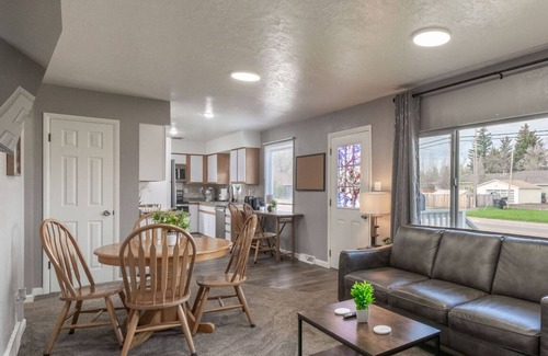 Great Falls Apartment | Bluebird House - Extended Stay