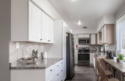 Great Falls Apartment | Bluebird House - Extended Stay