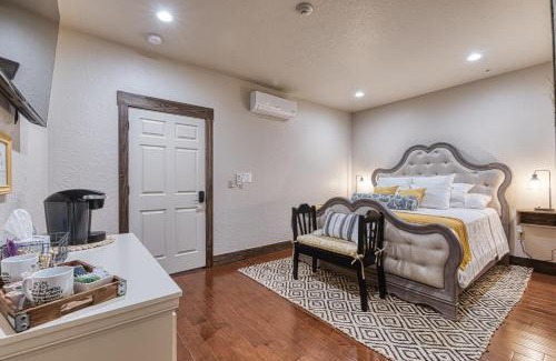 Elk City Hotel | Bluebird