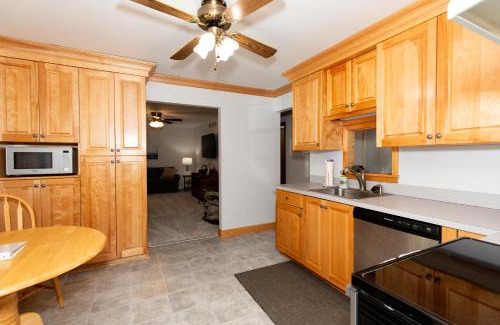 Vermilion House | Bluebirds Road to Happiness
