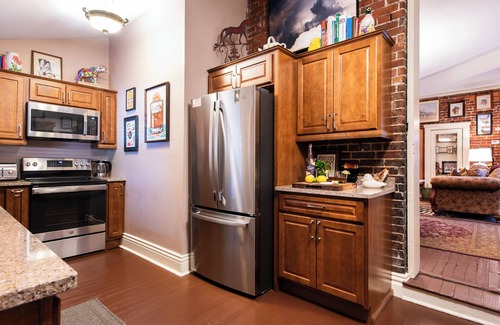 Old Louisville House | Bluegrass Bourbon Inn, historic home, downtown, close to all! Luxury linens