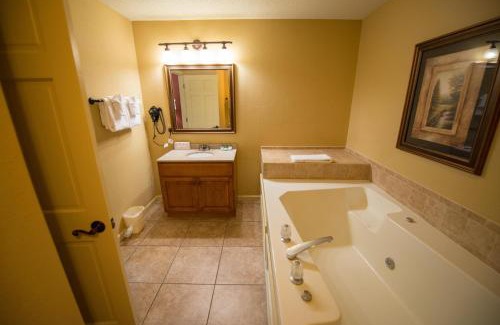 Tynecastle Hotel | Bluegreen Vacations Blue Ridge Village, an Ascend Collection Resort