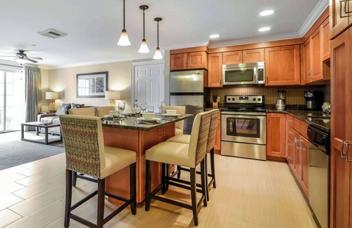 Lincoln Apartment | Bluegreen Vacations South Mountain, an Ascend Collection Resort