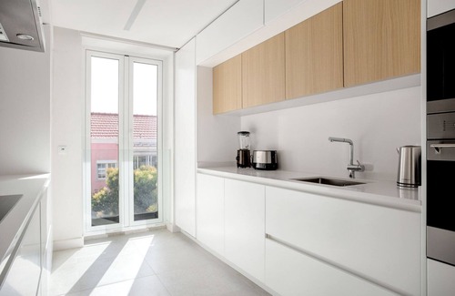 Alvalade Apartment | Blueground | Alvalade, fully furnished & equipped