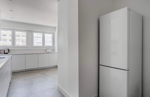 Alvalade Apartment | Blueground | Alvalade, furniture, decor & kitchen