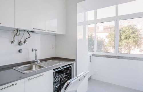 Alvalade Apartment | Blueground | Alvalade, washer, nr museum