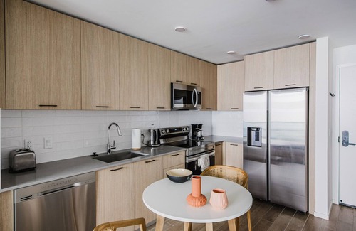 Coral Way Apartment | Blueground | Coral Gables, pool & w/d, nr Vizcaya
